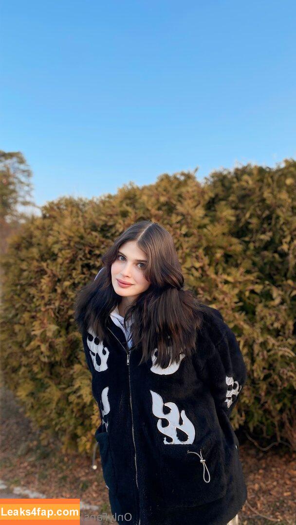 Lily Adams / lily.adams / lilyadams_official_ leaked photo photo #0236