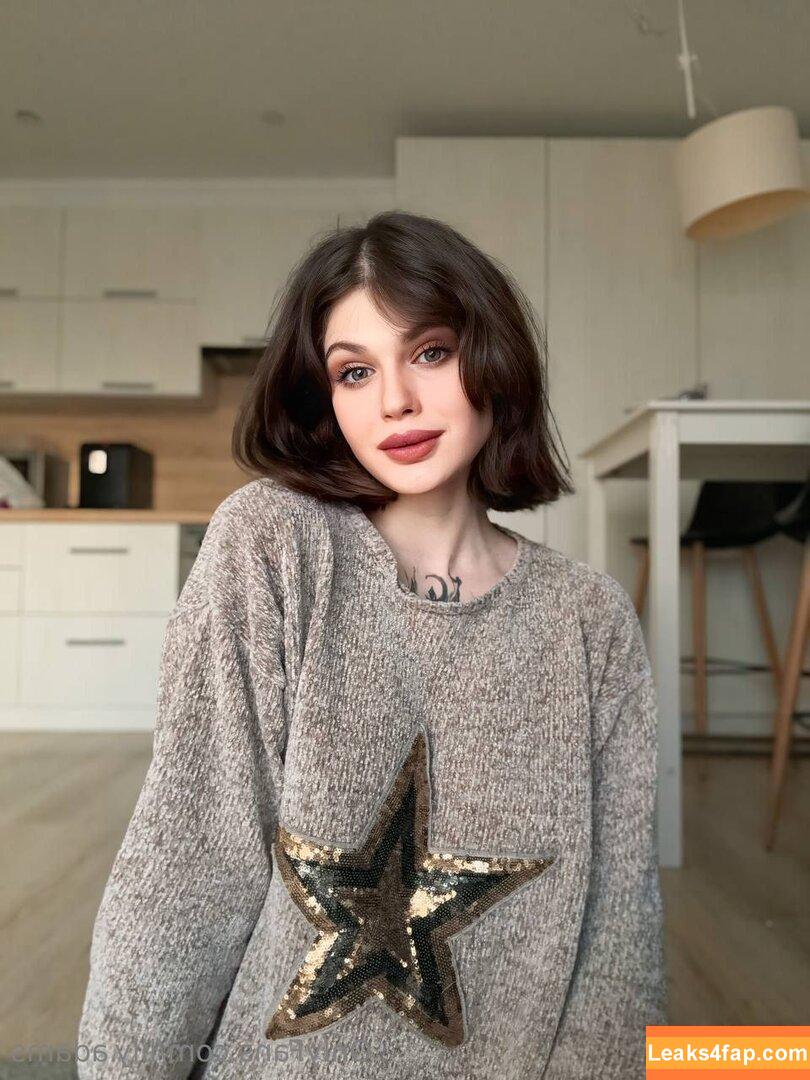Lily Adams / lily.adams / lilyadams_official_ leaked photo photo #0259