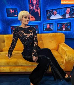 Lily Allen photo #0054