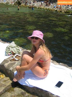 Lily Bowman photo #0094
