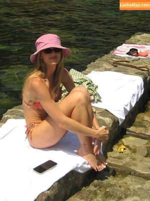 Lily Bowman photo #0095