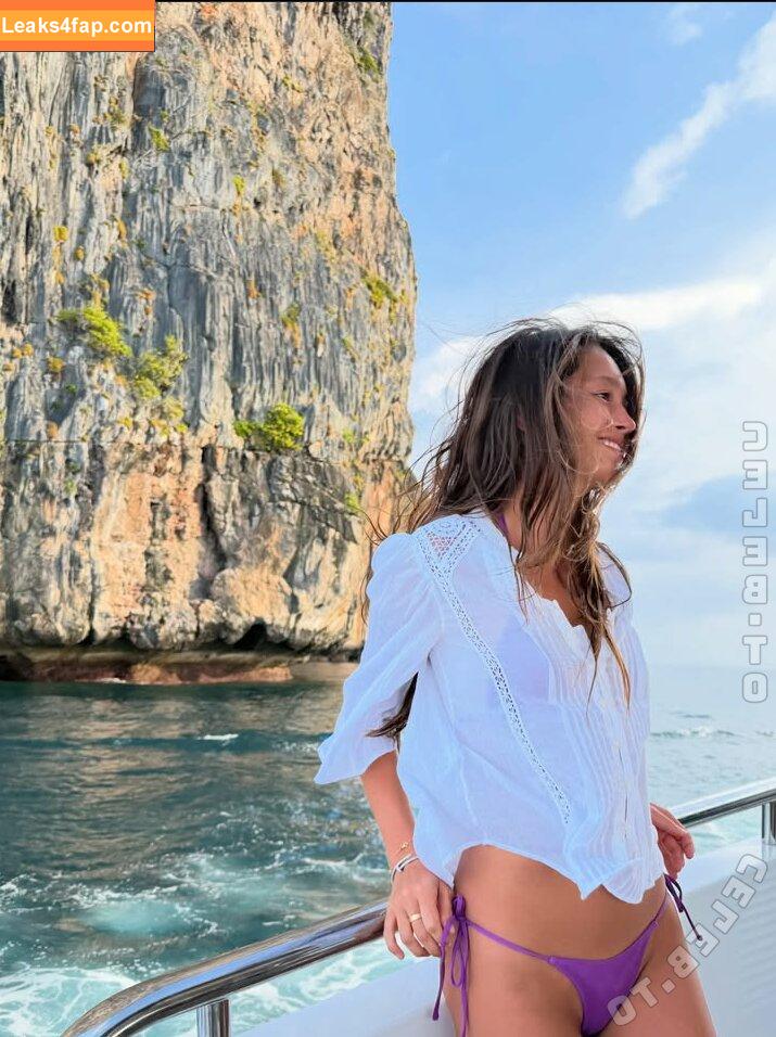 Lily Chee / https: / lilychee leaked photo photo #0960