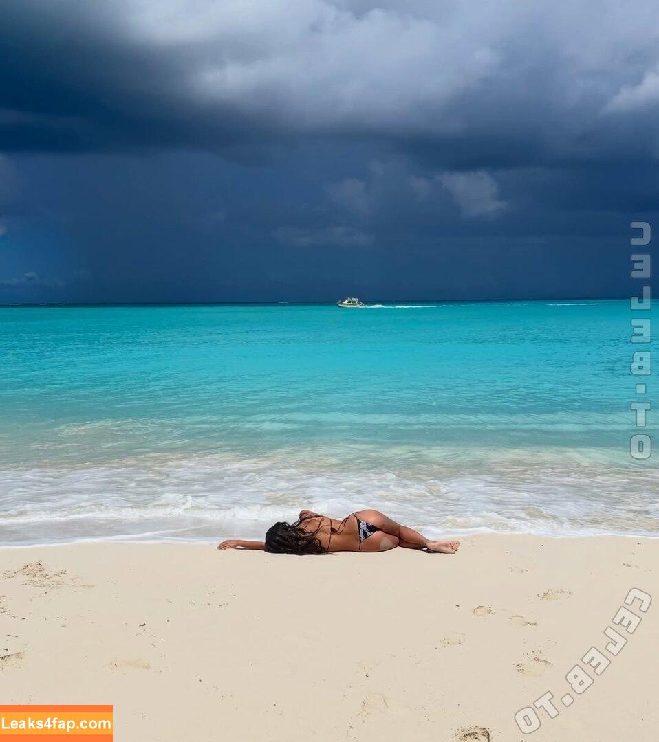 Lily Chee / https: / lilychee leaked photo photo #0976