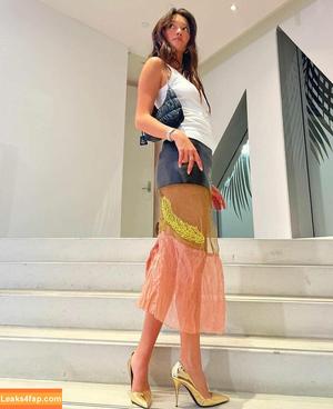 Lily Chee фото #0045