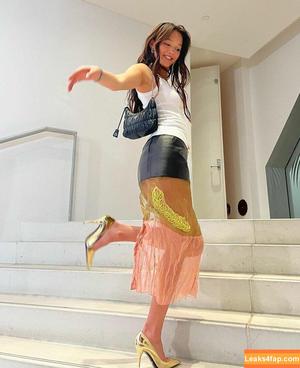 Lily Chee фото #0046