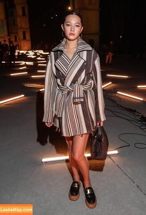 Lily Chee фото #0078