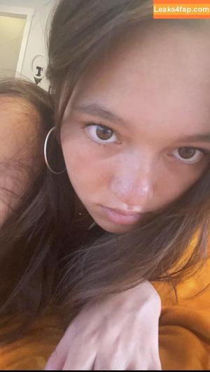 Lily Chee фото #0120