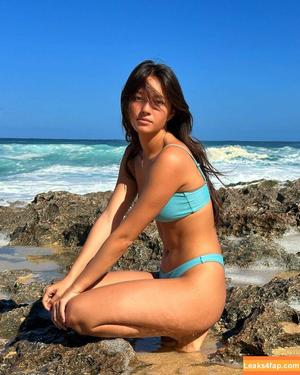 Lily Chee photo #0223