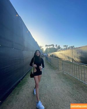 Lily Chee photo #0325