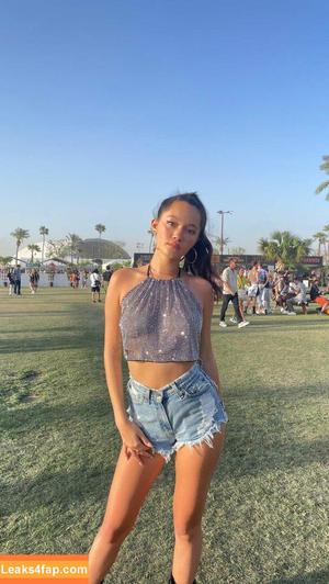 Lily Chee photo #0363