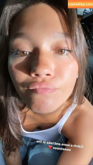 Lily Chee photo #0609