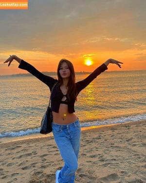 Lily Chee photo #0610