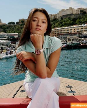 Lily Chee photo #0862