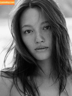 Lily Chee photo #0873