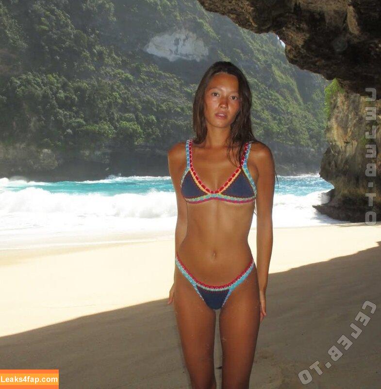 Lily Chee / https: / lilychee leaked photo photo #1050