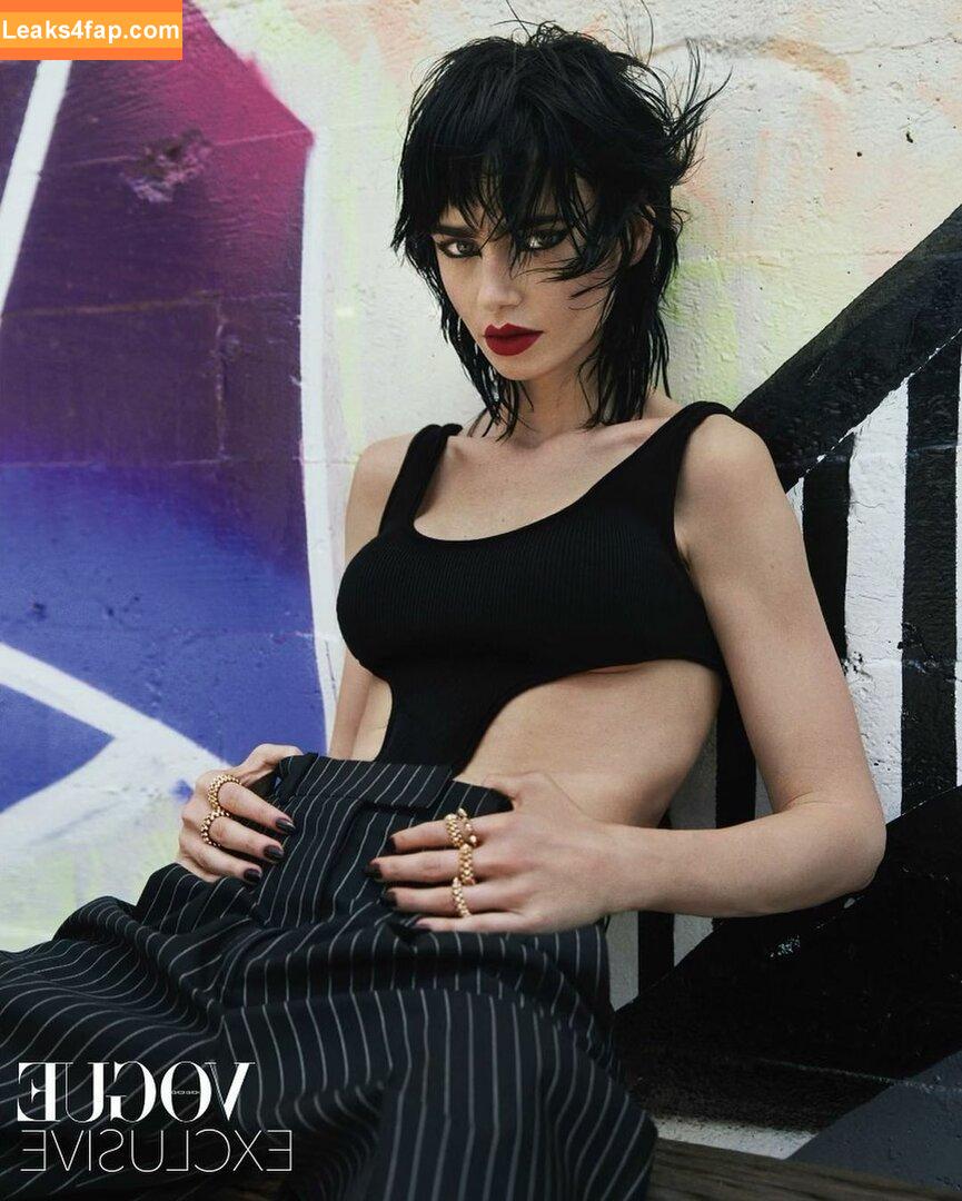 Lily Collins / lily_collins / lilyjcollins leaked photo photo #0314