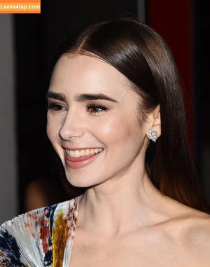 Lily Collins photo #0010