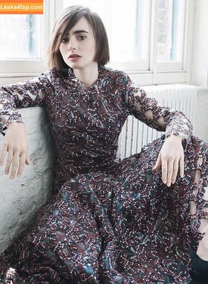 Lily Collins photo #0077