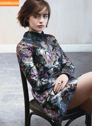 Lily Collins photo #0078