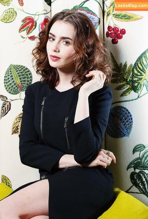Lily Collins photo #0091