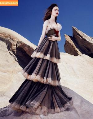 Lily Collins photo #0265