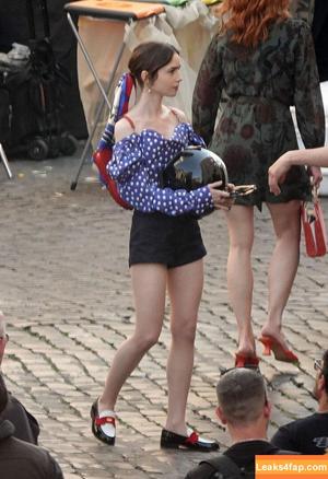 Lily Collins photo #0439
