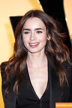Lily Collins photo #0522