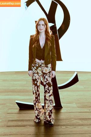 Lily Collins photo #0523