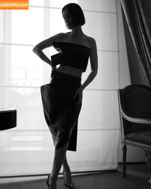 Lily Collins photo #0699
