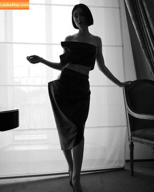 Lily Collins photo #0701