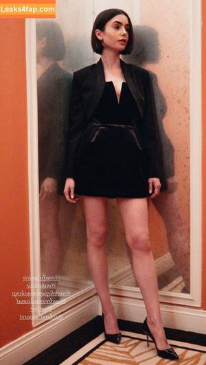 Lily Collins photo #0733