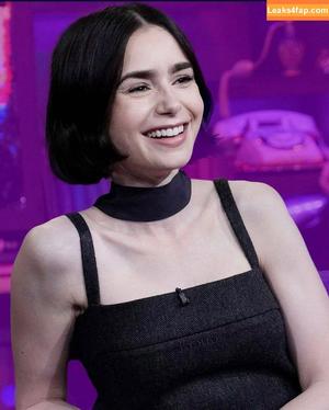 Lily Collins photo #0797
