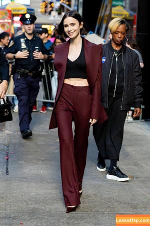 Lily Collins photo #0861