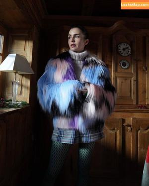Lily Collins photo #0901