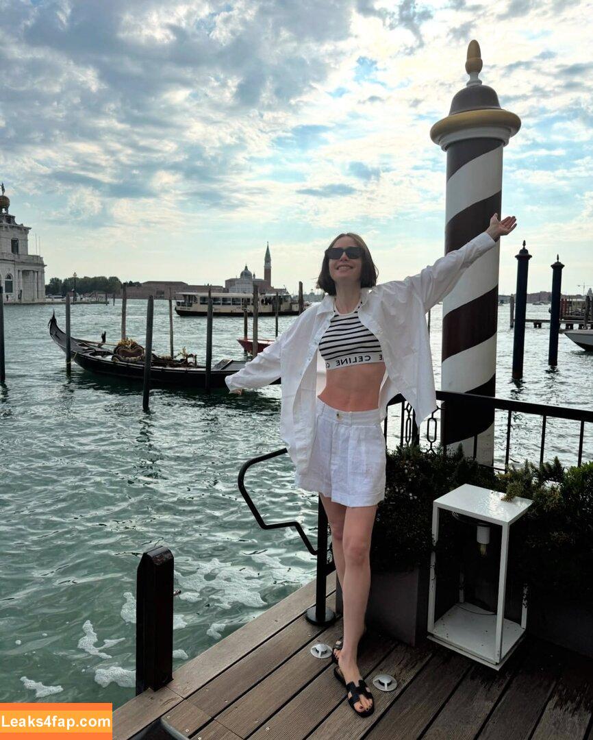Lily Collins / lily_collins / lilyjcollins leaked photo photo #1137