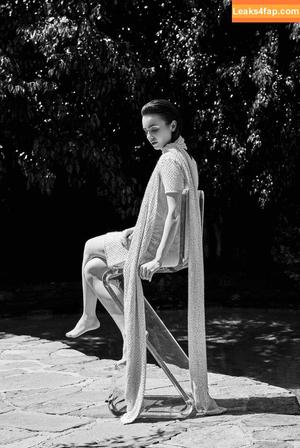 Lily Collins photo #1169