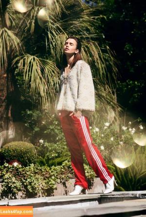 Lily Collins photo #1171