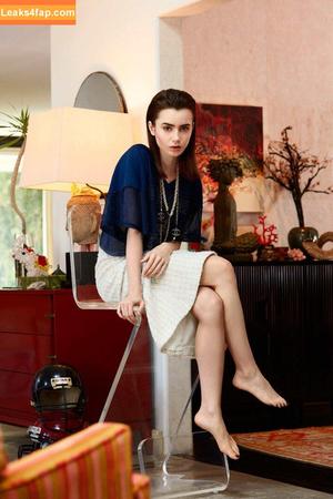Lily Collins photo #1173