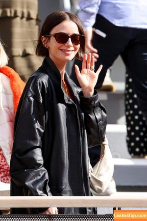 Lily Collins photo #1235