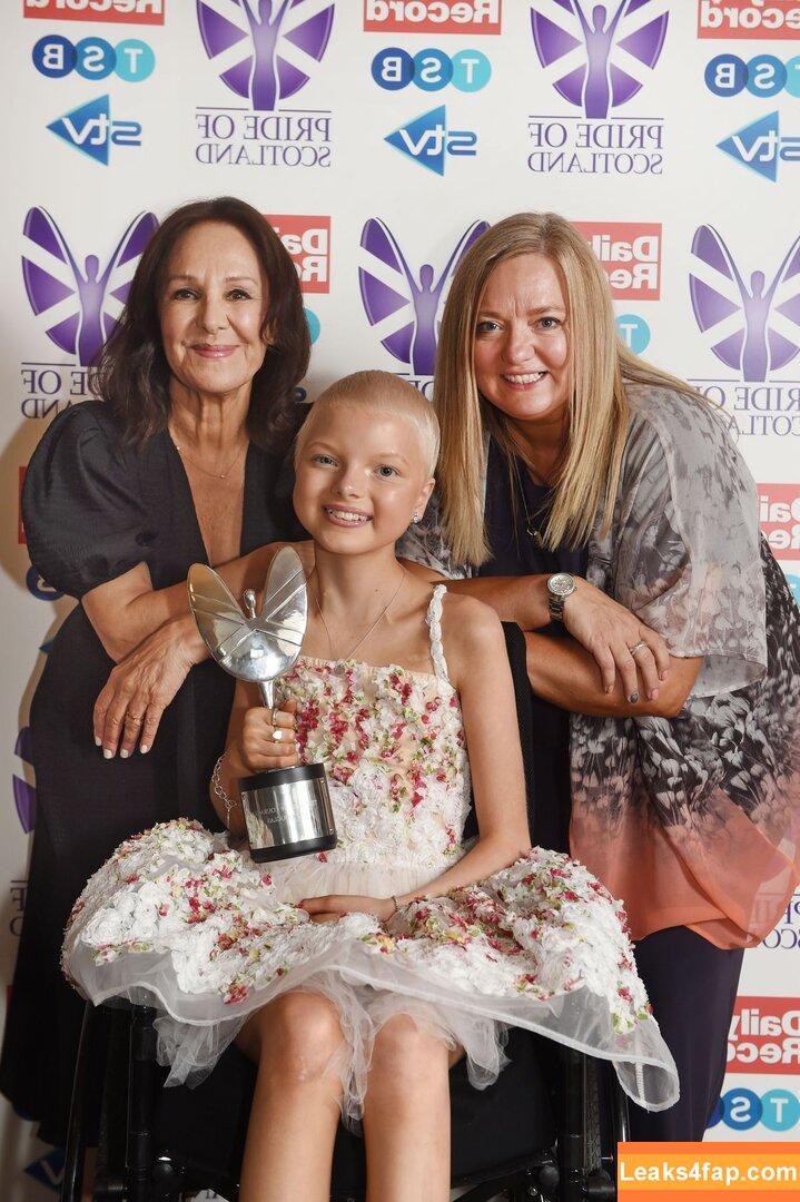 Lily Douglas /  leaked photo photo #0003