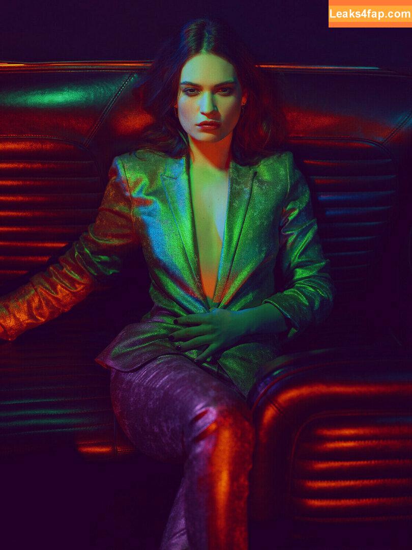 Lily James / lillyjames / lilyjamesofficial слитое фото фото #0043