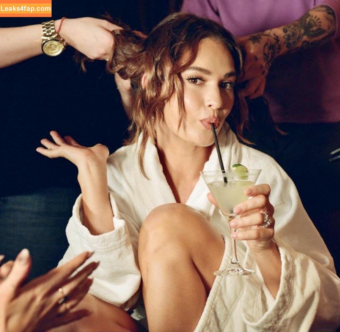 Lily James / lillyjames / lilyjamesofficial leaked photo photo #0198