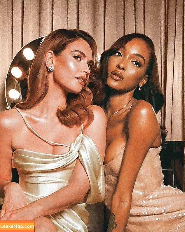 Lily James / lillyjames / lilyjamesofficial leaked photo photo #0305