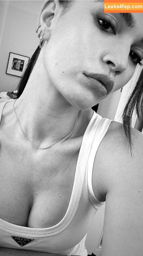 Lily James / lillyjames / lilyjamesofficial leaked photo photo #0524