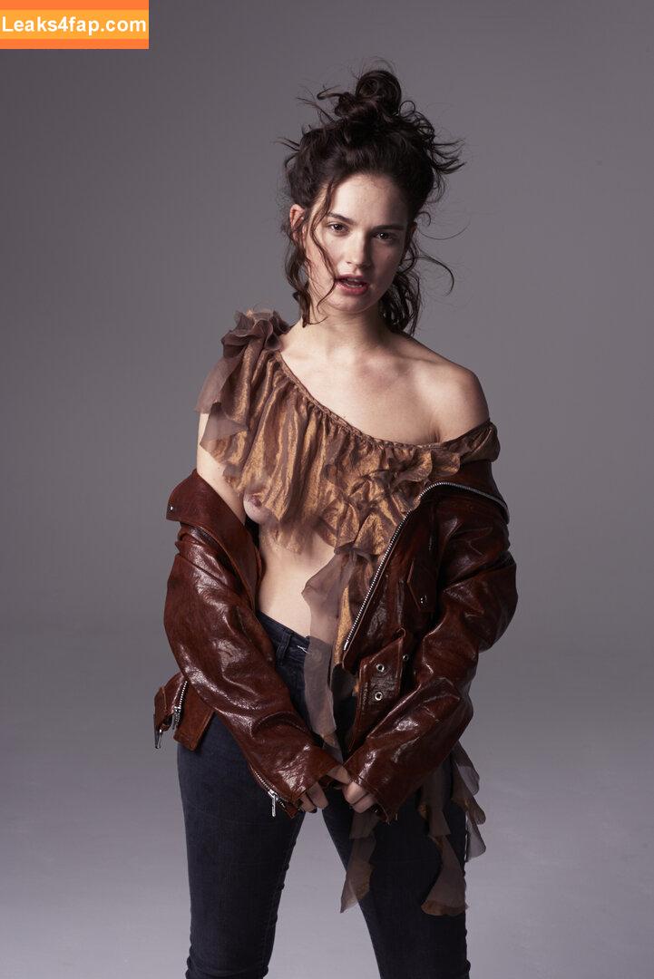 Lily James / lillyjames / lilyjamesofficial слитое фото фото #0775