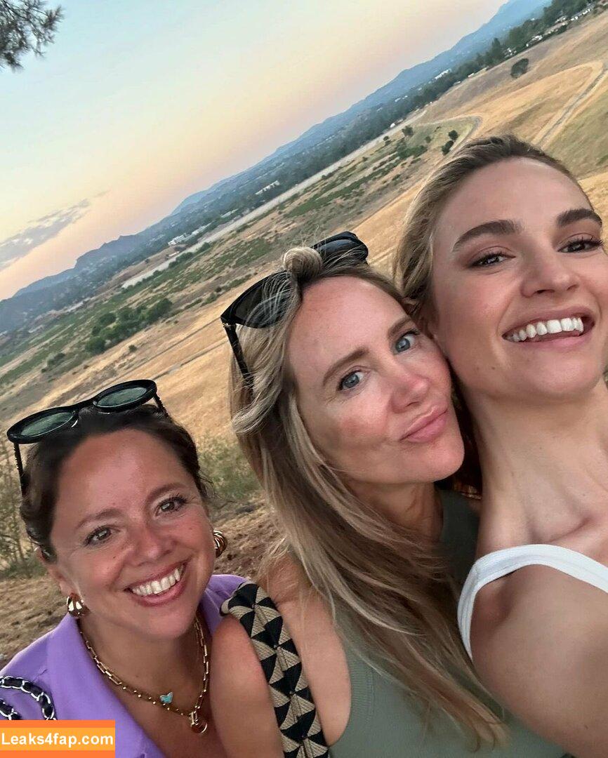 Lily James / lillyjames / lilyjamesofficial leaked photo photo #0883