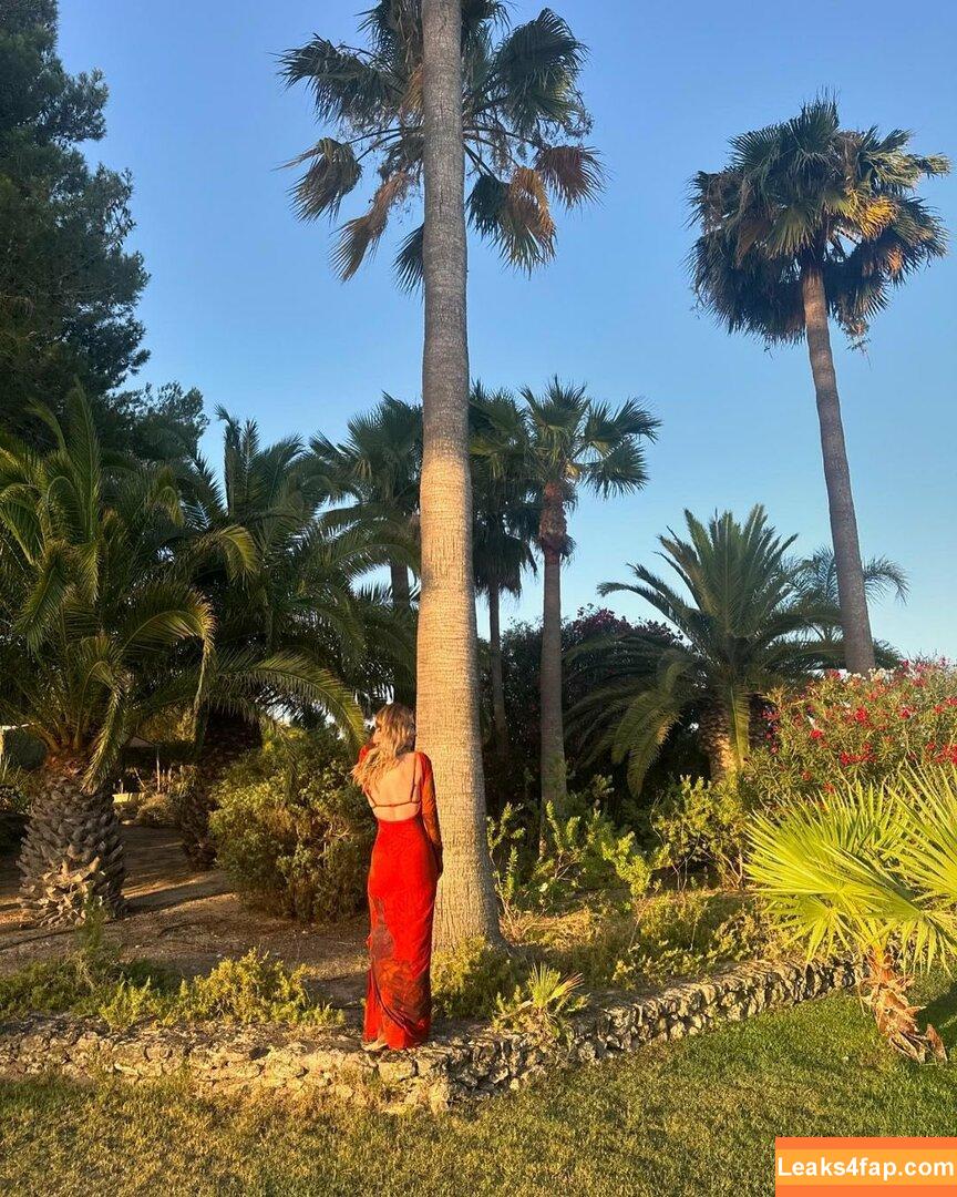 Lily James / lillyjames / lilyjamesofficial leaked photo photo #0889