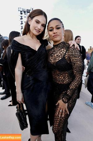 Lily James photo #0277