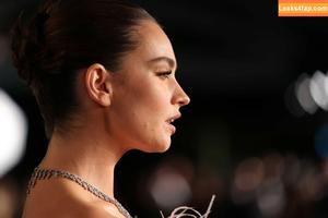 Lily James photo #0298