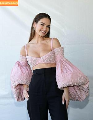 Lily James photo #0518